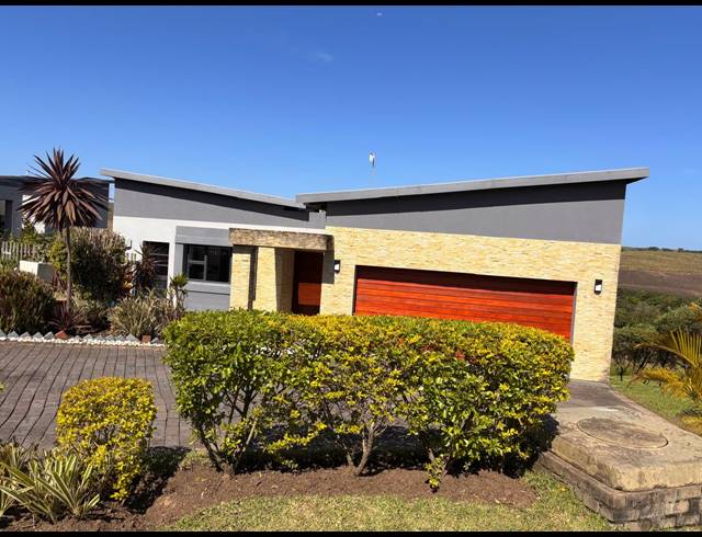 4 BEDROOM HOUSE FOR SALE IN PALM LAKES ESTATE